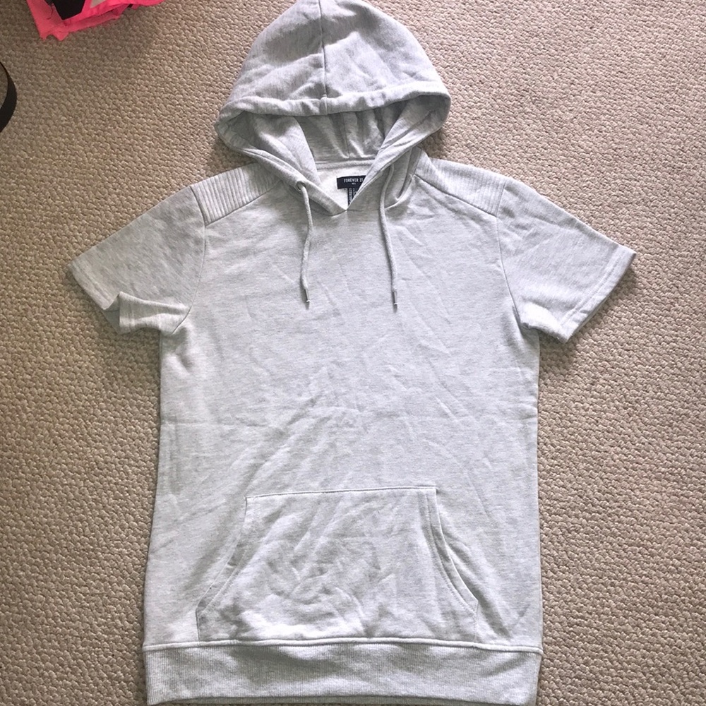 Forever 21 men’s short sleeve hoodie